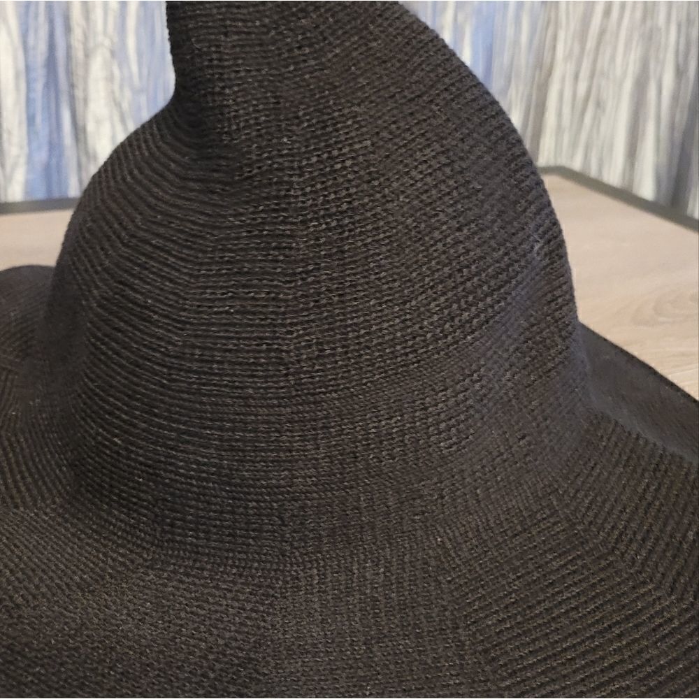 New Black Witch Hat - Picture 2 of 5